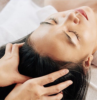 しっかり体感のコルギで脳疲労を解消◎