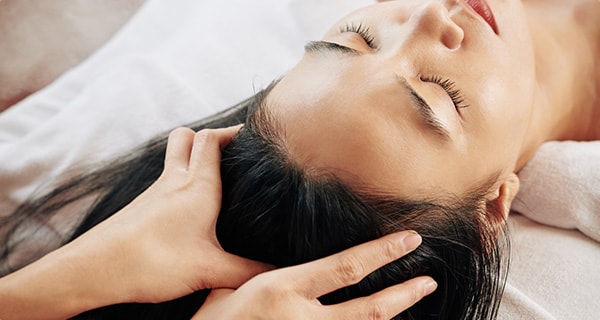 しっかり体感のコルギで脳疲労を解消◎